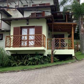 Casa em Ilhabela, bairro Curral