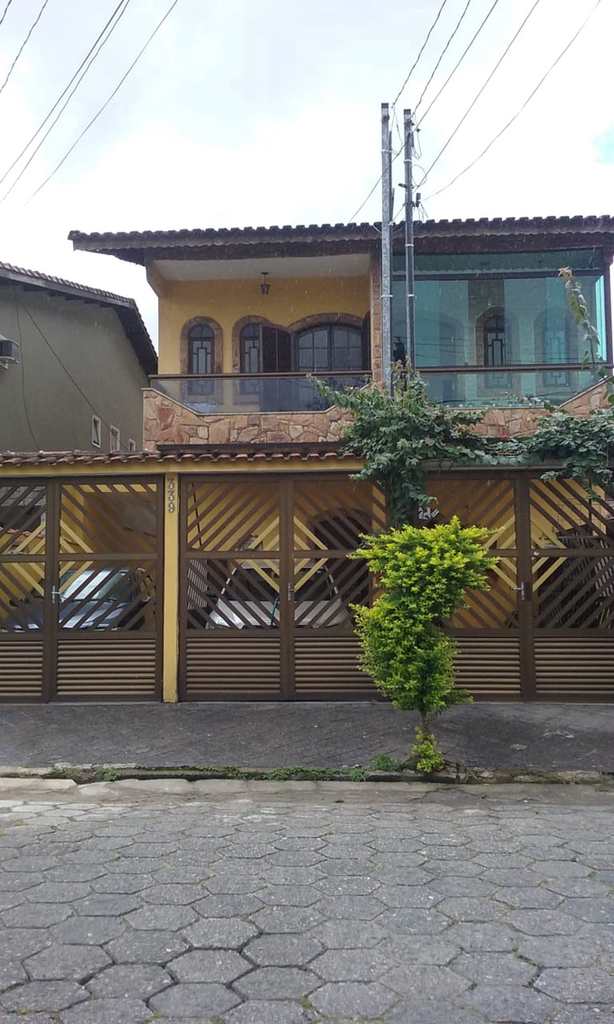 Casa em Cubatão, no bairro Jardim Casqueiro