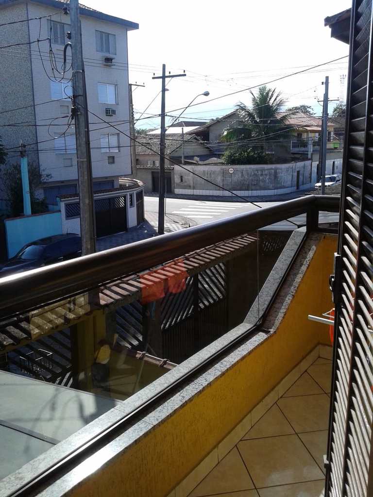 Casa em Cubatão, no bairro Jardim Casqueiro