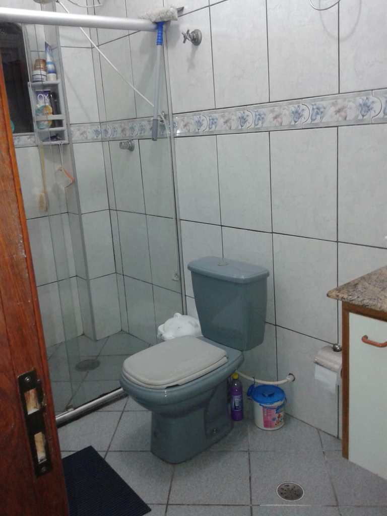 Casa em Cubatão, no bairro Jardim Casqueiro