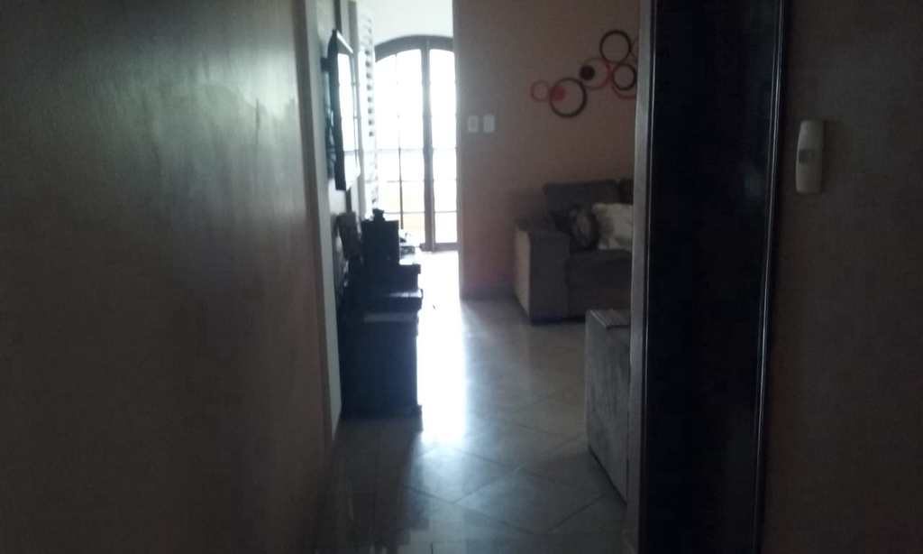 Casa em Cubatão, no bairro Jardim Casqueiro
