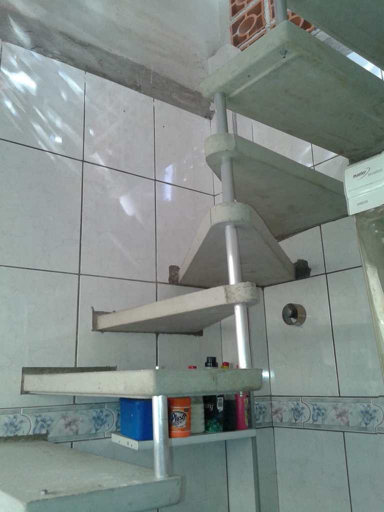Casa em Cubatão, no bairro Jardim Casqueiro