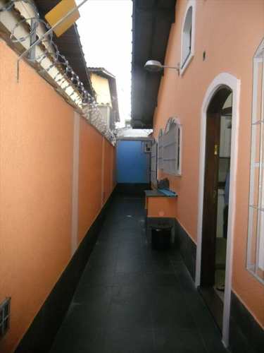 Casa, código 4665 em Cubatão, bairro Vila Ponte Nova