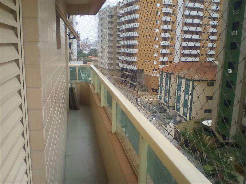 Apartamento em Praia Grande, no bairro Canto do Forte