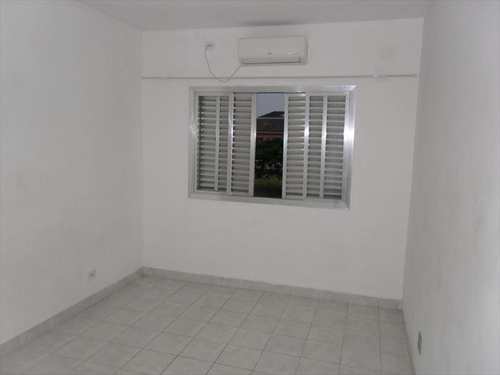 Apartamento, código 1260 em Cubatão, bairro Jardim Casqueiro