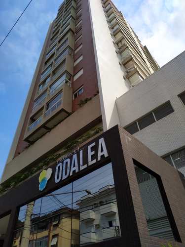Apartamento, código 24655 em Santos, bairro Marapé