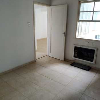 Apartamento em Santos, bairro José Menino