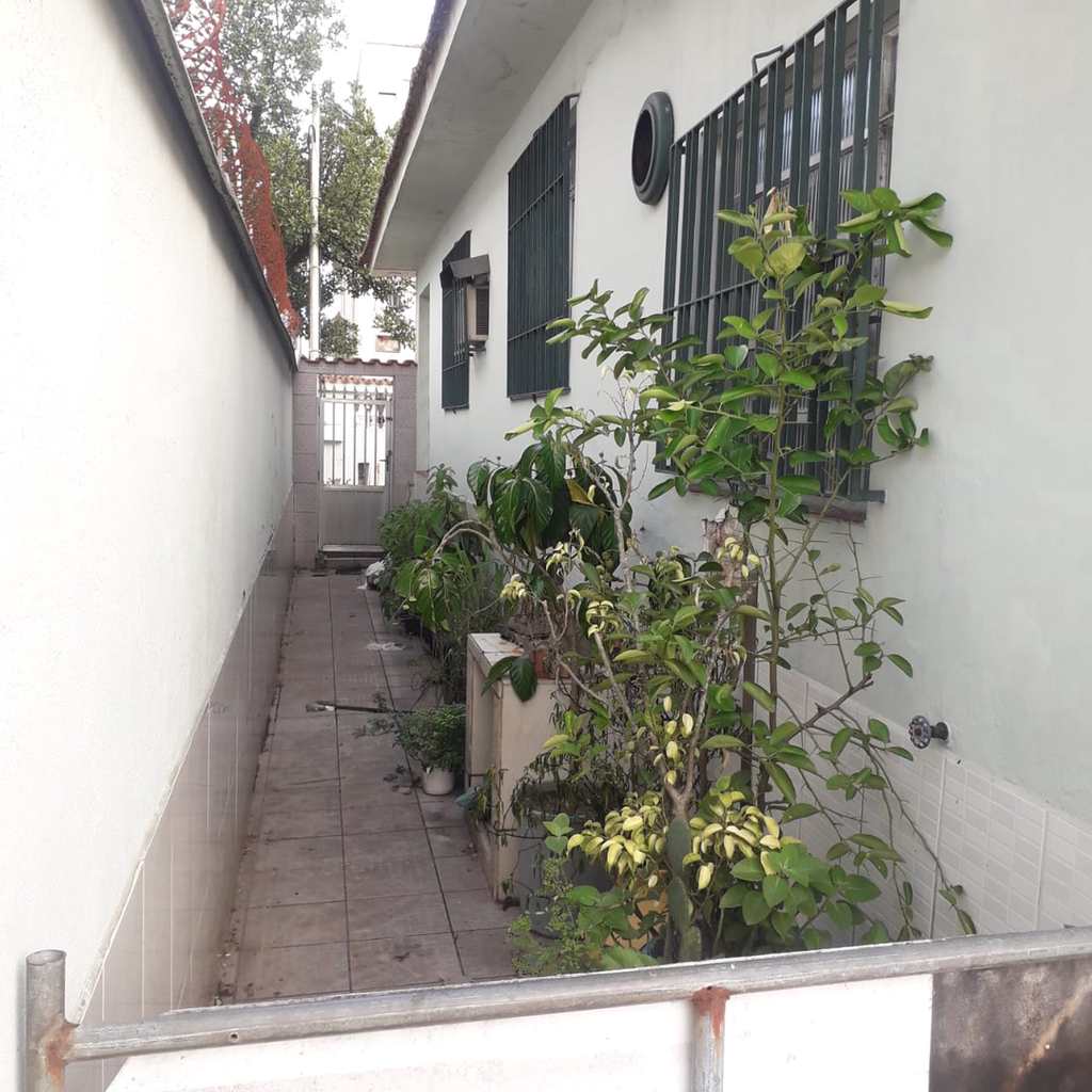 Casa em Cubatão, no bairro Jardim Casqueiro