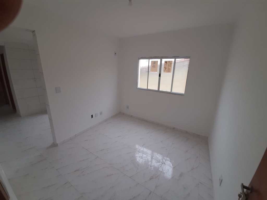 Apartamento em Cubatão, no bairro Jardim Casqueiro