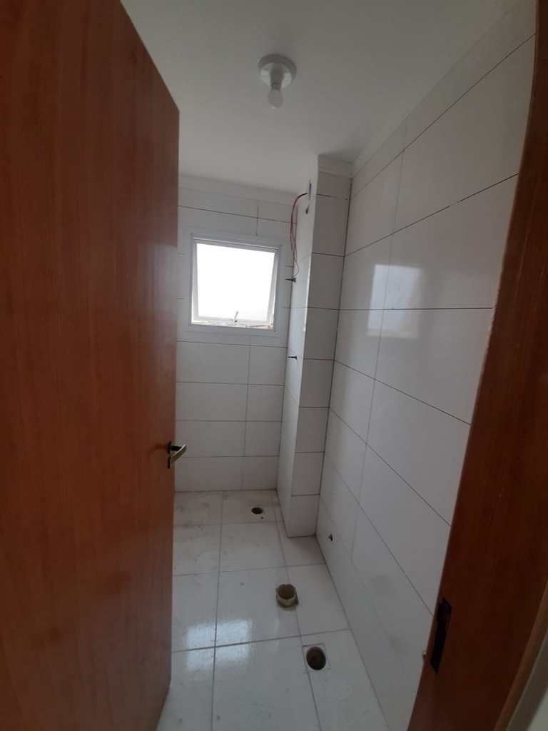 Apartamento em Cubatão, no bairro Jardim Casqueiro