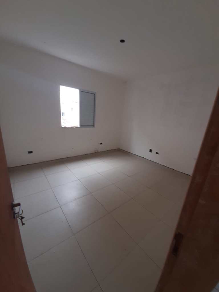 Apartamento em Cubatão, no bairro Jardim Casqueiro