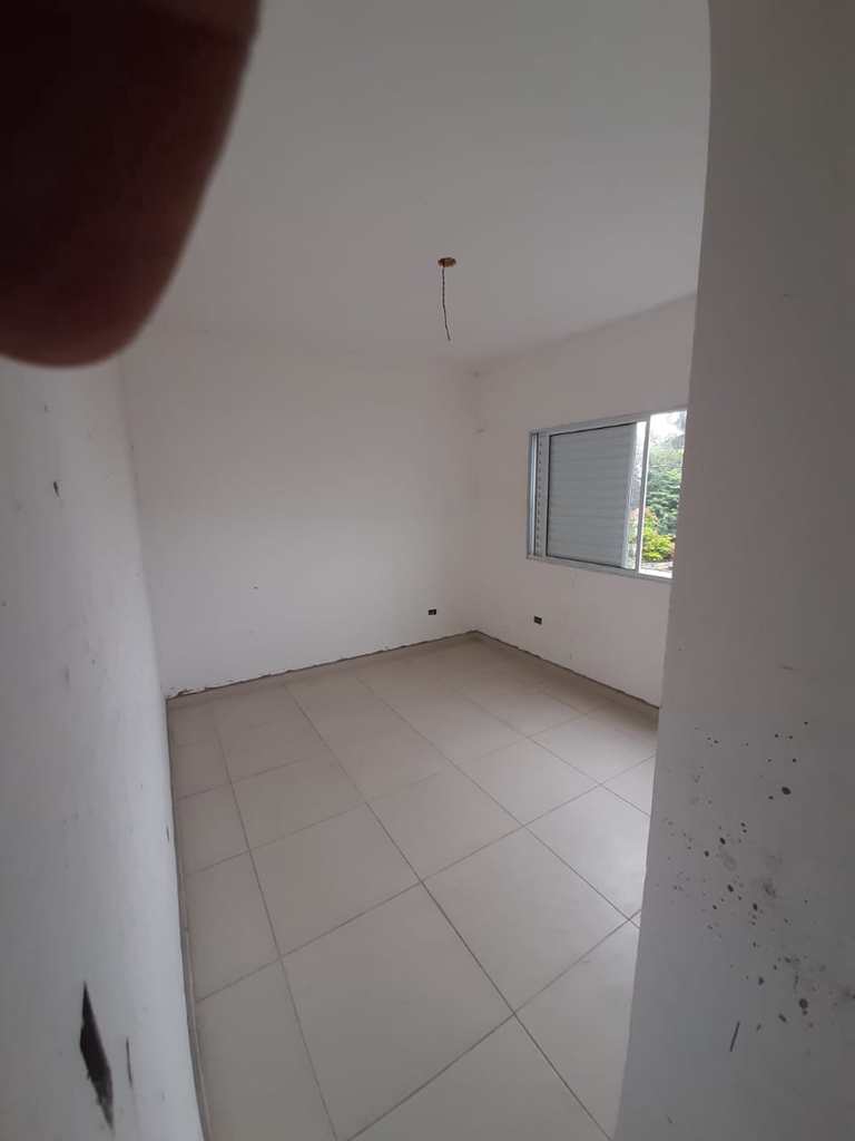 Apartamento em Cubatão, no bairro Jardim Casqueiro
