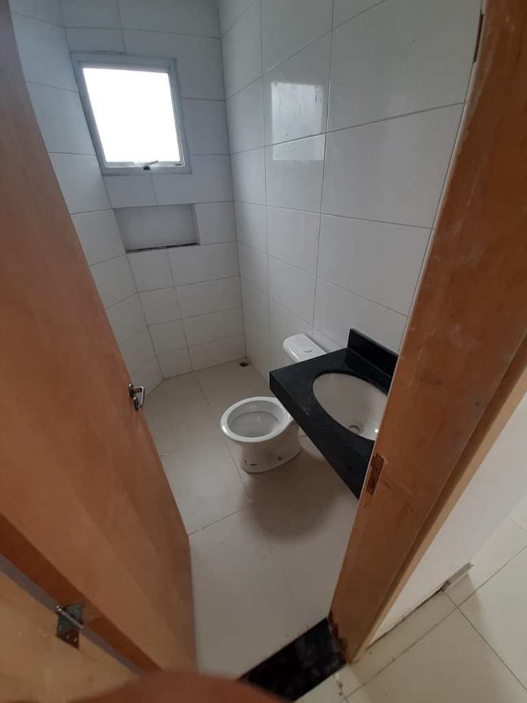 Apartamento em Cubatão, no bairro Jardim Casqueiro