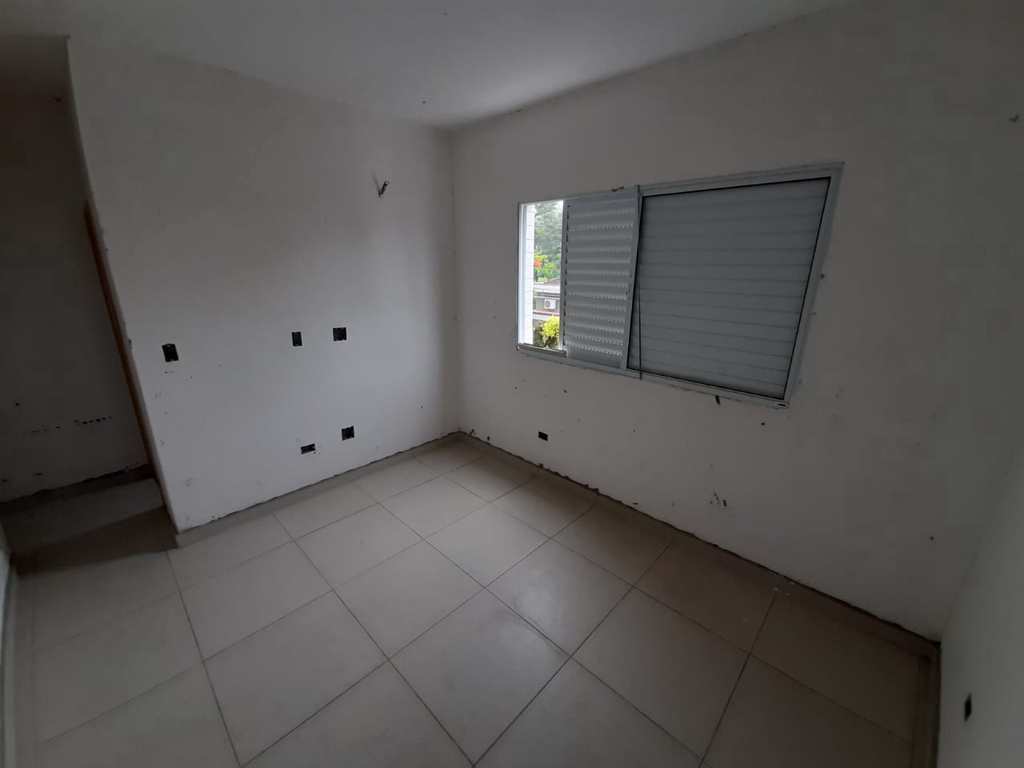Apartamento em Cubatão, no bairro Jardim Casqueiro