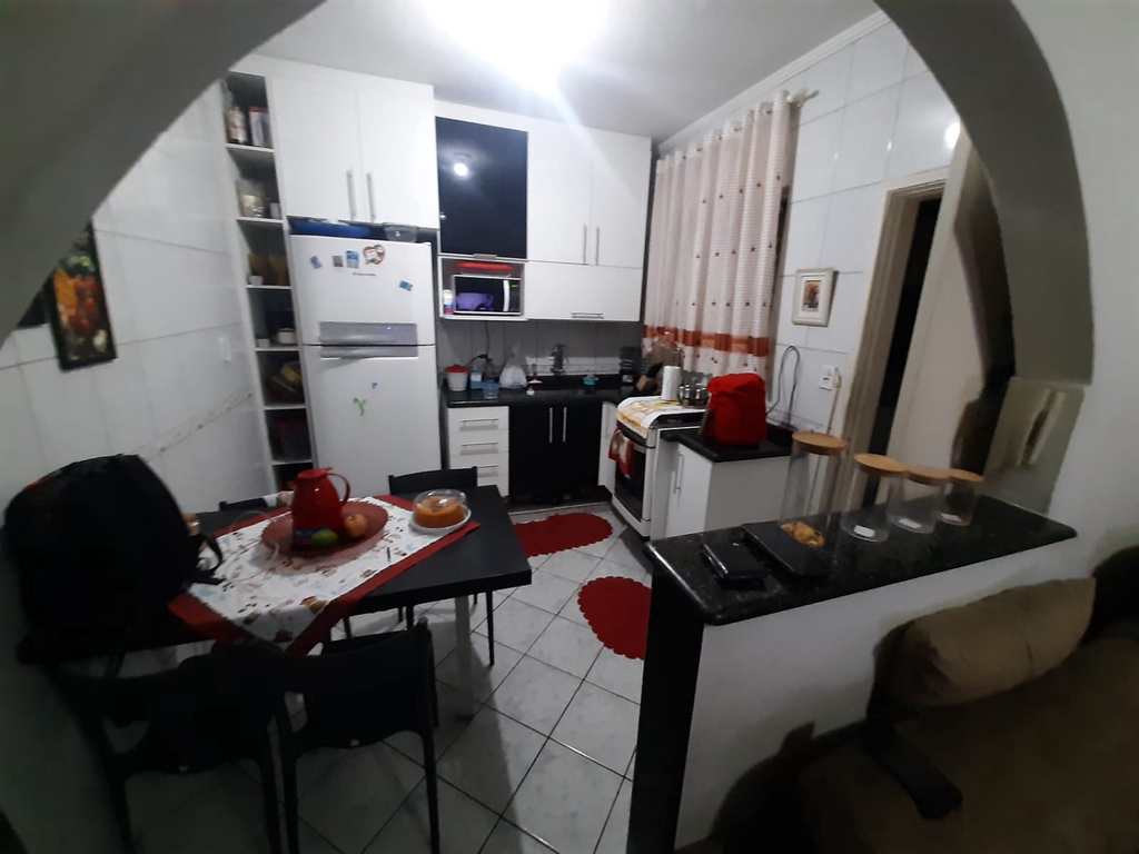 Apartamento em Cubatão, no bairro Jardim Casqueiro