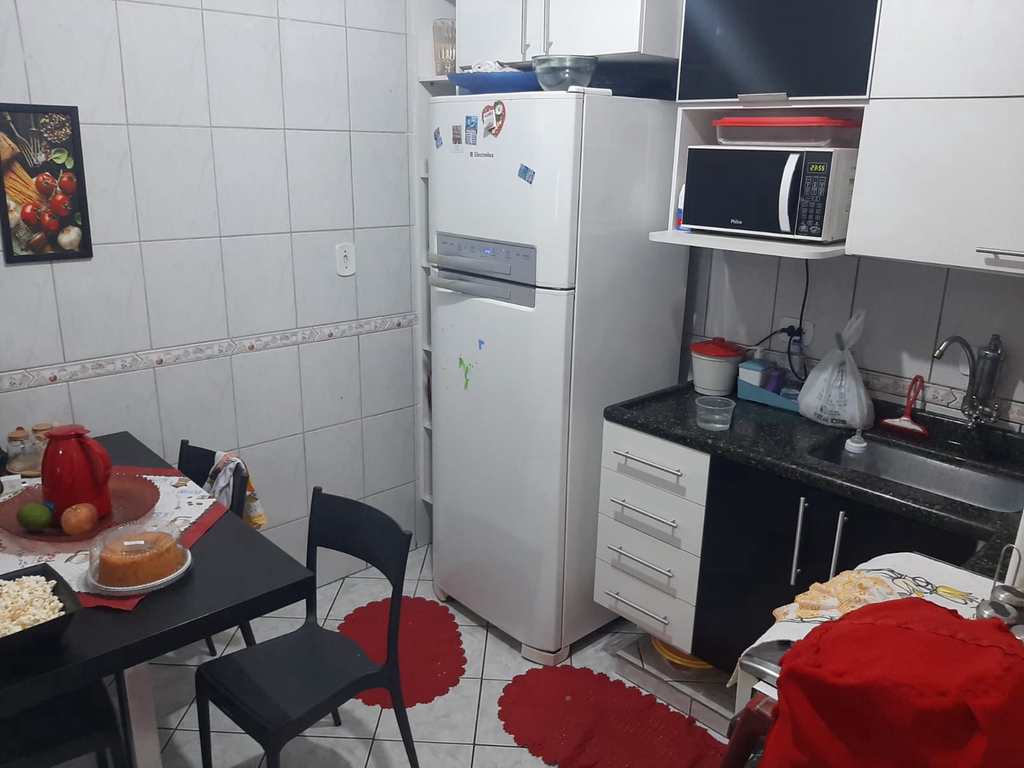 Apartamento em Cubatão, no bairro Jardim Casqueiro