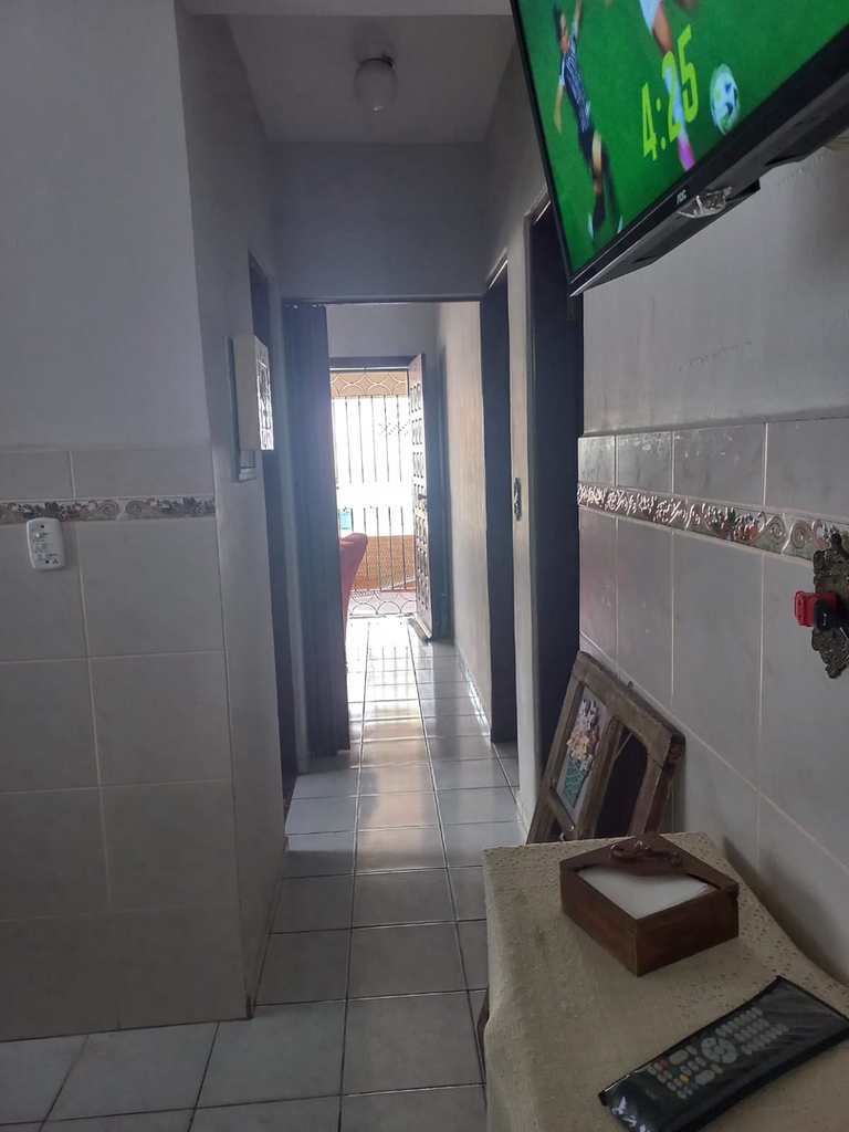 Casa em Santos, no bairro São Manoel