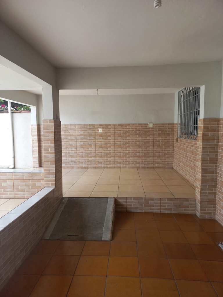 Casa em Santos, no bairro São Manoel