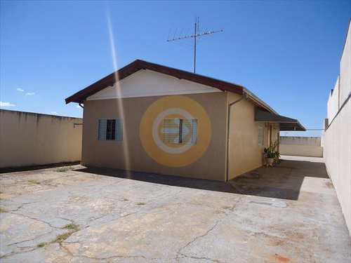 Casa, código 8398 em Bauru, bairro Vila Industrial