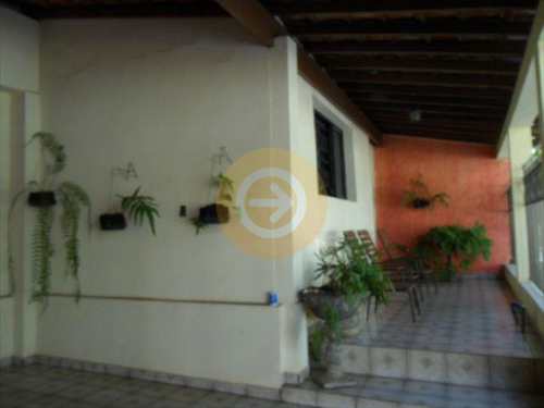 Casa, código 7516 em Bauru, bairro Centro