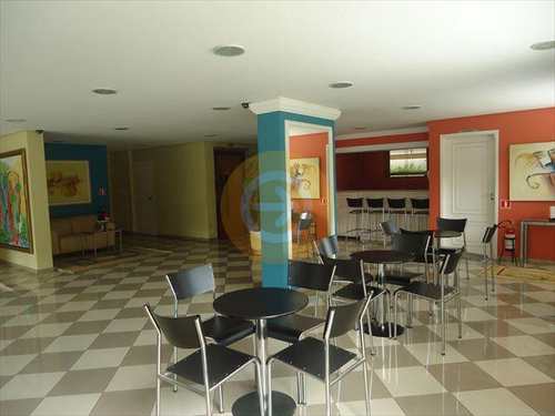 Apartamento, código 6372 em Bauru, bairro Centro