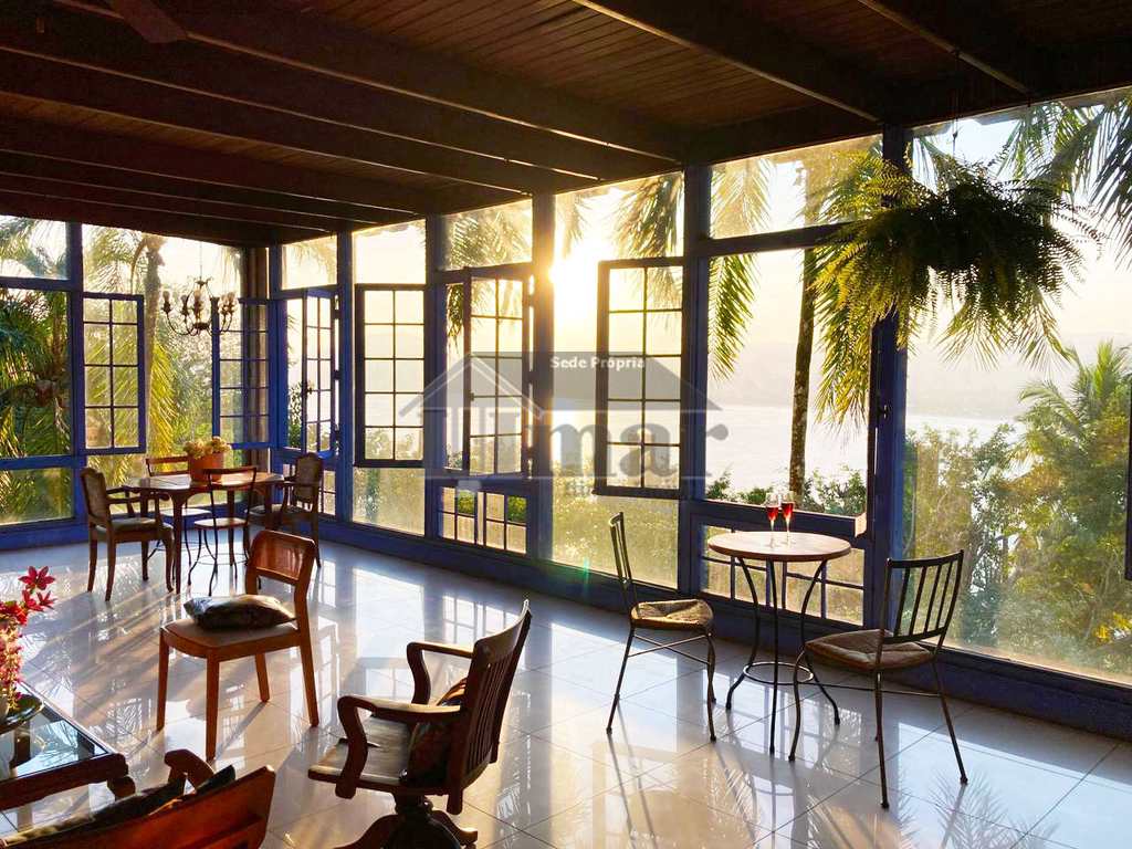 Casa em Guarujá, no bairro Condomínio Peninsula