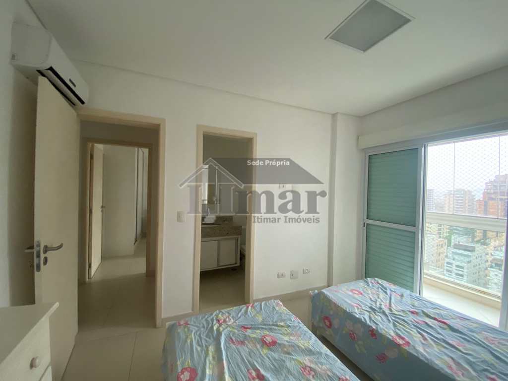 Apartamento em Guarujá, no bairro Praia da Enseada