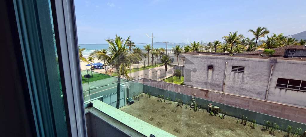 Cobertura em Guarujá, no bairro Frente Ao Mar