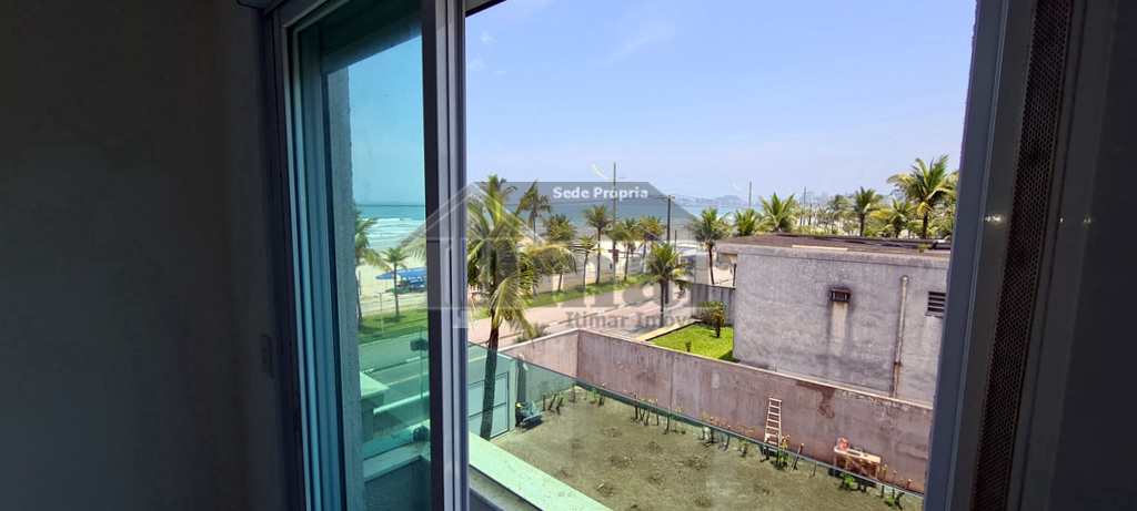 Cobertura em Guarujá, no bairro Frente Ao Mar