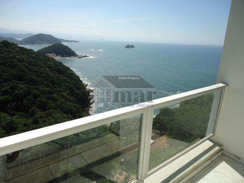 Cobertura em Guarujá, no bairro Sorocotuba