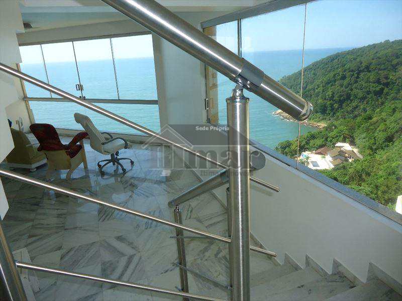 Cobertura em Guarujá, no bairro Sorocotuba