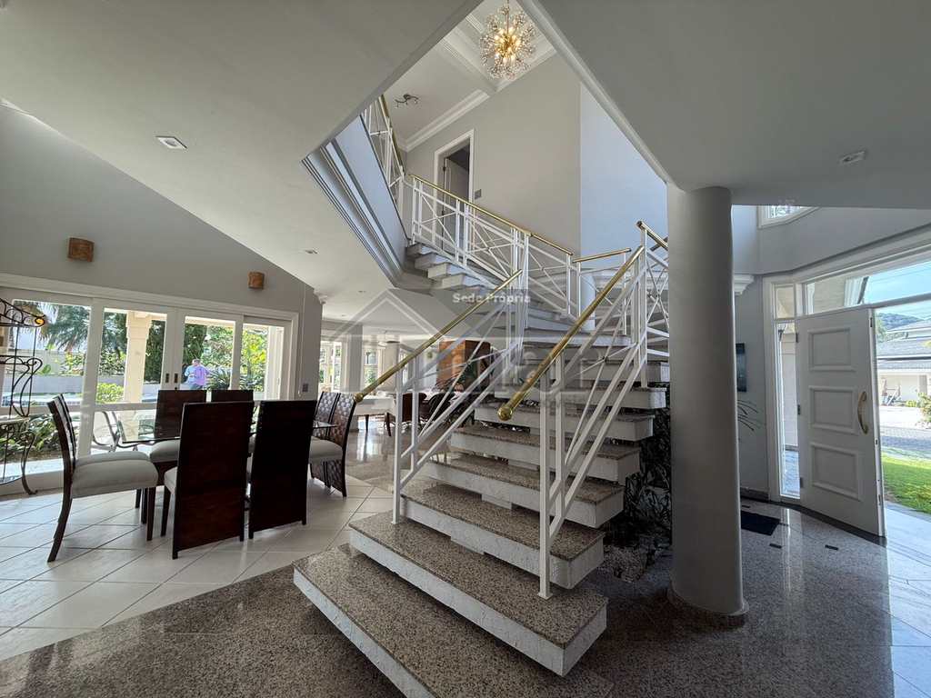 Casa em Guarujá, no bairro Acapulco