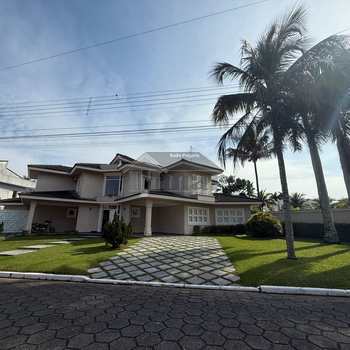 Casa em Guarujá, bairro Acapulco