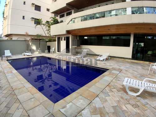 Apartamento, código 4754 em Guarujá, bairro Praia da Enseada