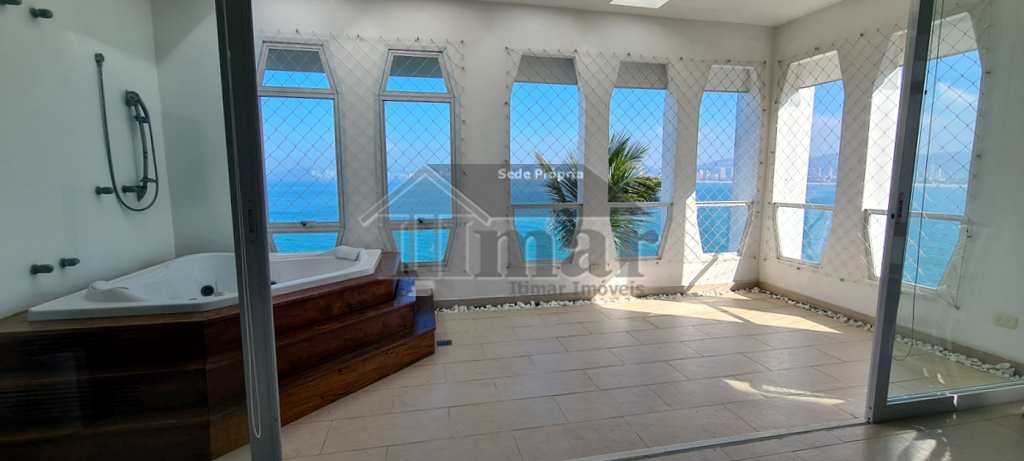 Apartamento em Guarujá, no bairro Condomínio Peninsula