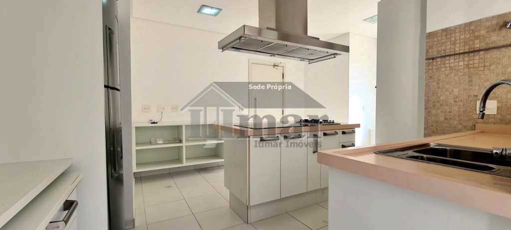 Apartamento em Guarujá, no bairro Condomínio Peninsula