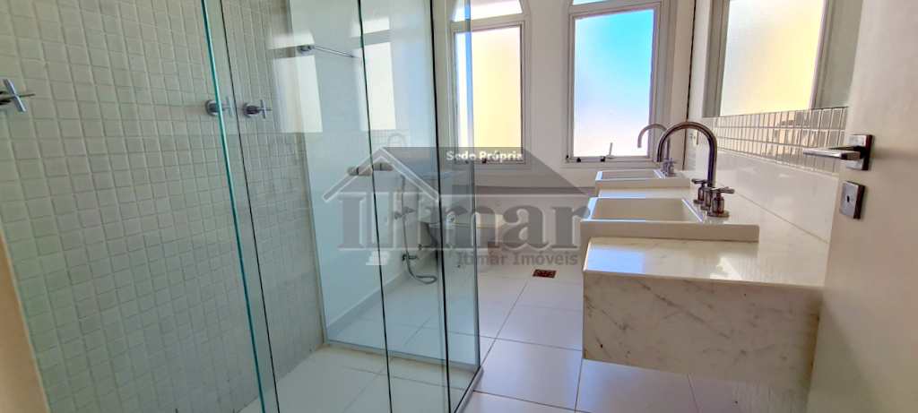 Apartamento em Guarujá, no bairro Condomínio Peninsula