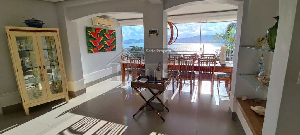 Casa em Guarujá, no bairro Condomínio Peninsula