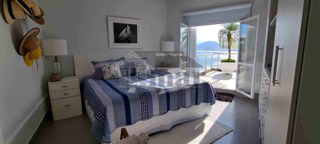 Casa em Guarujá, no bairro Condomínio Peninsula