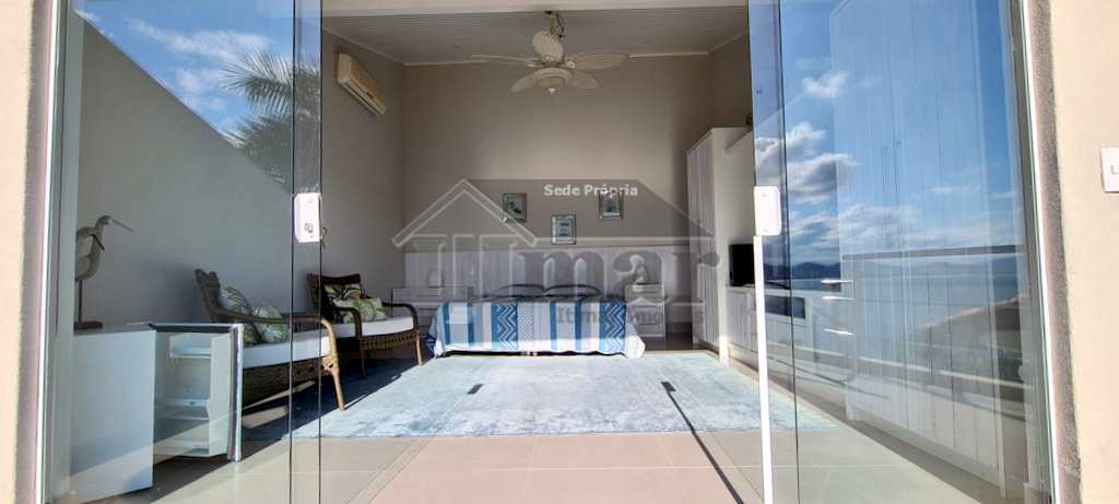 Casa em Guarujá, no bairro Condomínio Peninsula