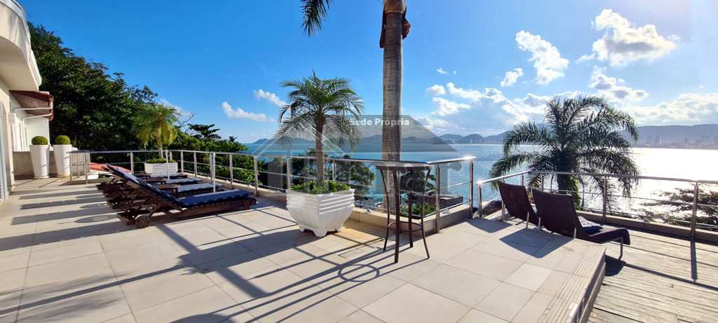 Casa em Guarujá, no bairro Condomínio Peninsula