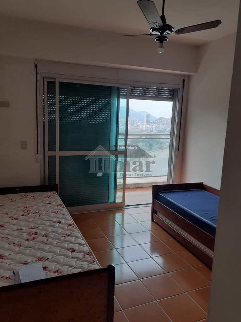 Apartamento em Guarujá, no bairro Frente Ao Mar