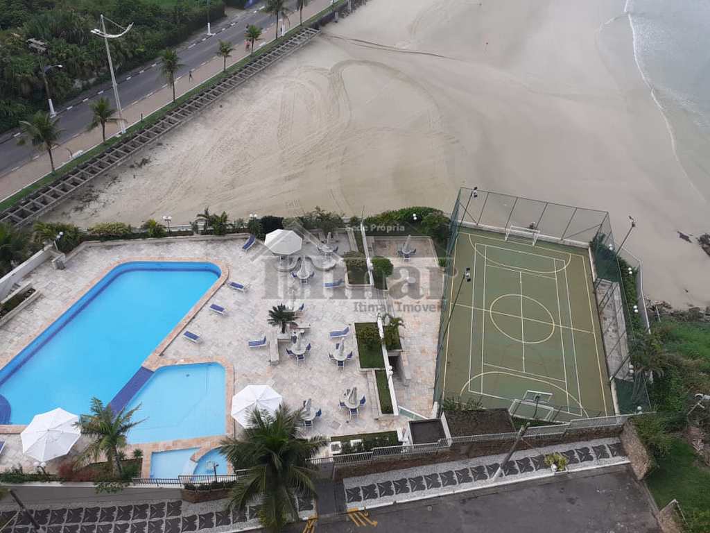 Apartamento em Guarujá, no bairro Frente Ao Mar