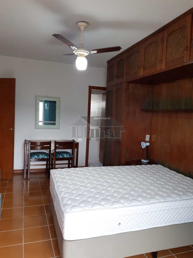 Apartamento em Guarujá, no bairro Frente Ao Mar