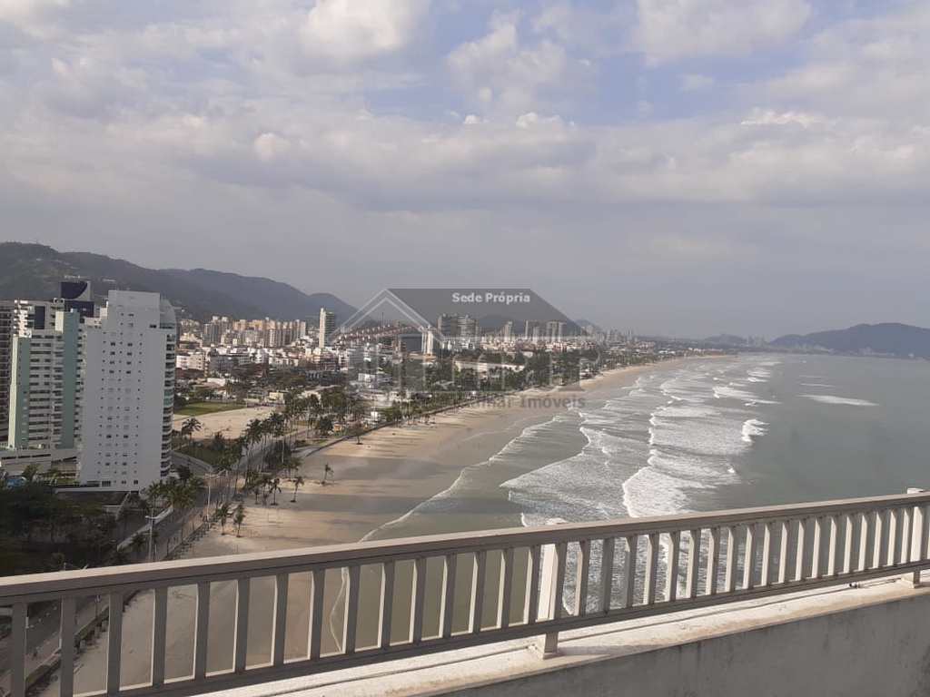 Apartamento em Guarujá, no bairro Frente Ao Mar