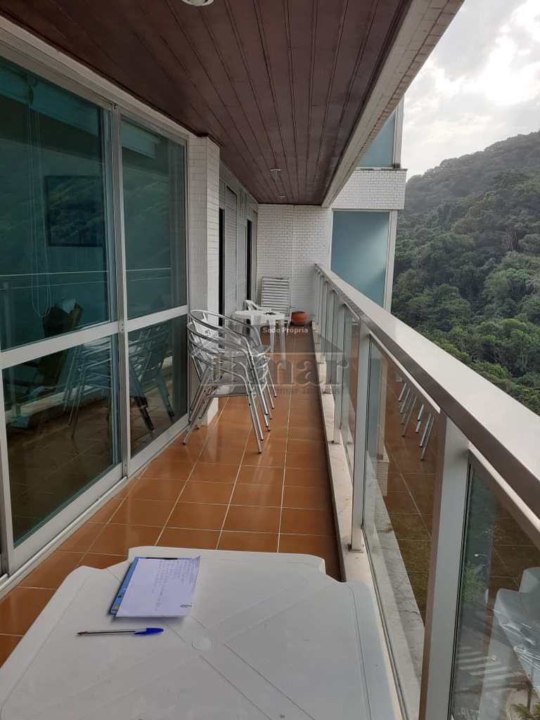 Apartamento em Guarujá, no bairro Frente Ao Mar