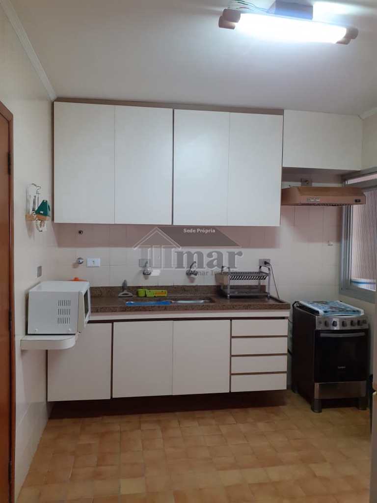 Apartamento em Guarujá, no bairro Frente Ao Mar