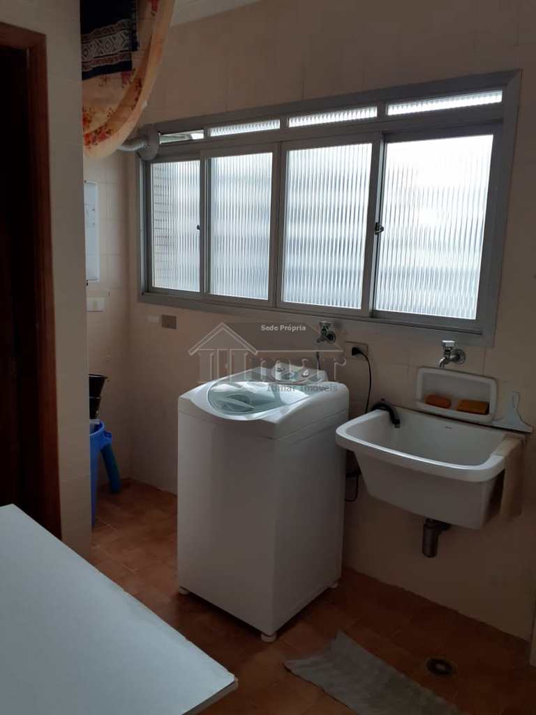Apartamento em Guarujá, no bairro Frente Ao Mar