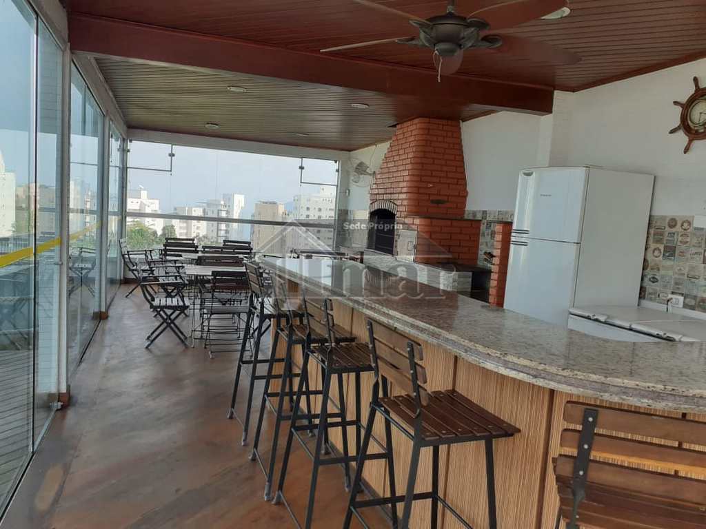 Apartamento em Guarujá, no bairro Frente Ao Mar