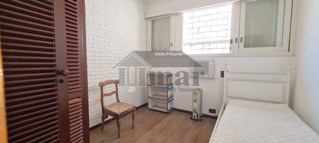 Casa em Guarujá, no bairro Praia da Enseada